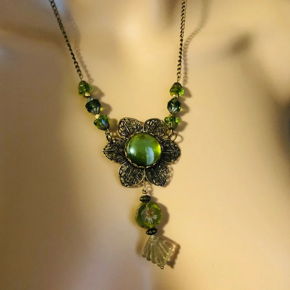 Green Czech Glass Pendant Necklace Set~ Victorian Revival~Upcycled Artisan‎ Made